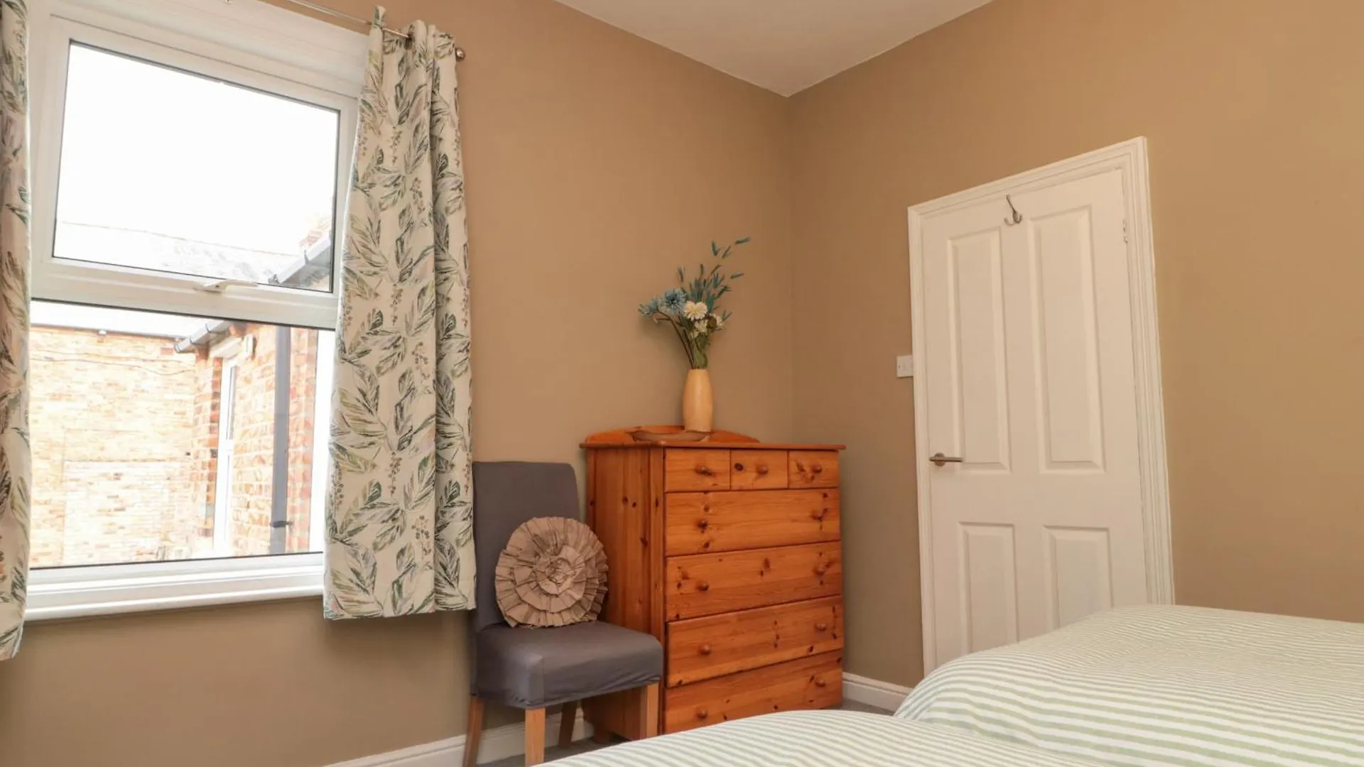 40 Ashville Avenue Scarborough 0*,  United Kingdom