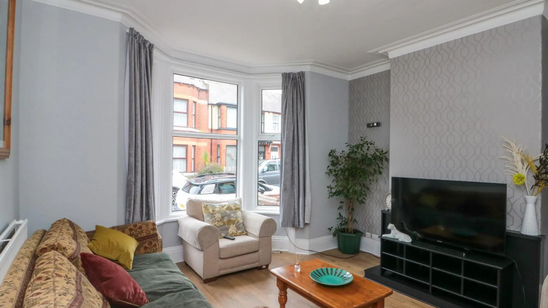 40 Ashville Avenue Scarborough 0*,  United Kingdom